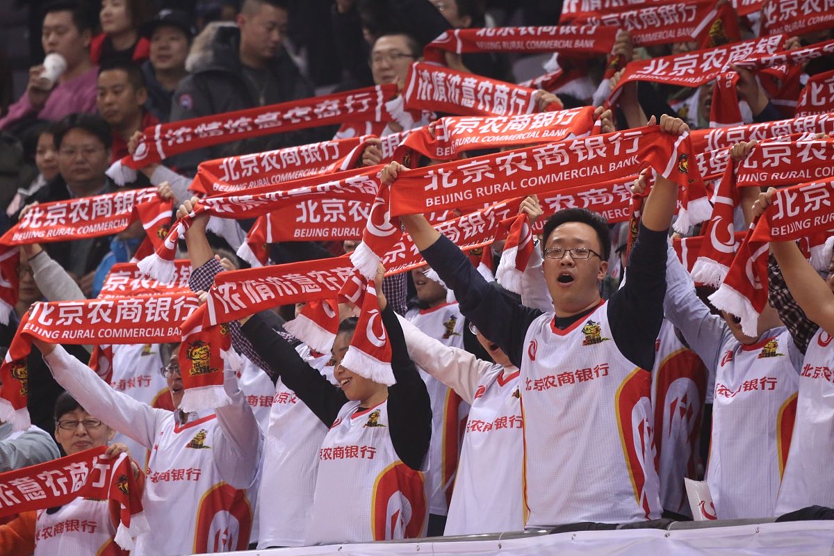 PANDA-包含赛后足总杯焦点战；上海久事再遭质疑；管理层满意；赛季目标并未改变的词条